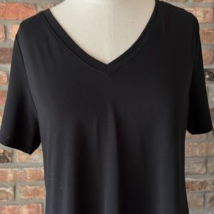 LULAROE Christy Tee Shirt Top Solid Black